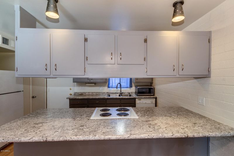 3737 E Turney Ave #209, Phoenix, AZ 85018