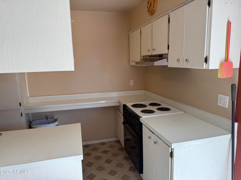 3737 Turney Ave #122, Phoenix, AZ 85018