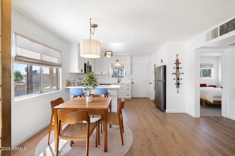 3737 Turney Ave #206, Phoenix, AZ 85018