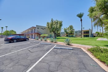 3737 Turney Ave #207, Phoenix, AZ 85018