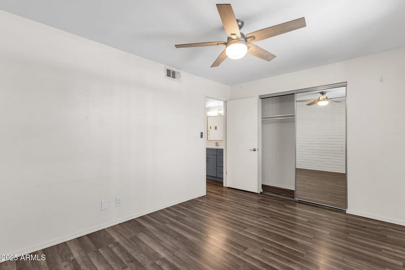 3737 Turney Ave #216, Phoenix, AZ 85018