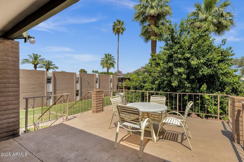 3737 Turney Ave #216, Phoenix, AZ 85018