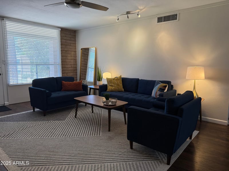 3737 Turney Ave #223, Phoenix, AZ 85018