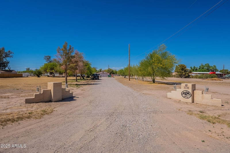 3738 Hash Knife Draw Rd, Queen Creek, AZ 85140