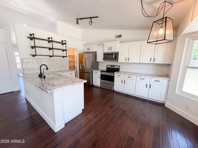 3739 Baranca Ct, Gilbert, AZ 85297