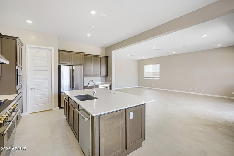 3739 Gallatin Way, San Tan Valley, AZ 85143