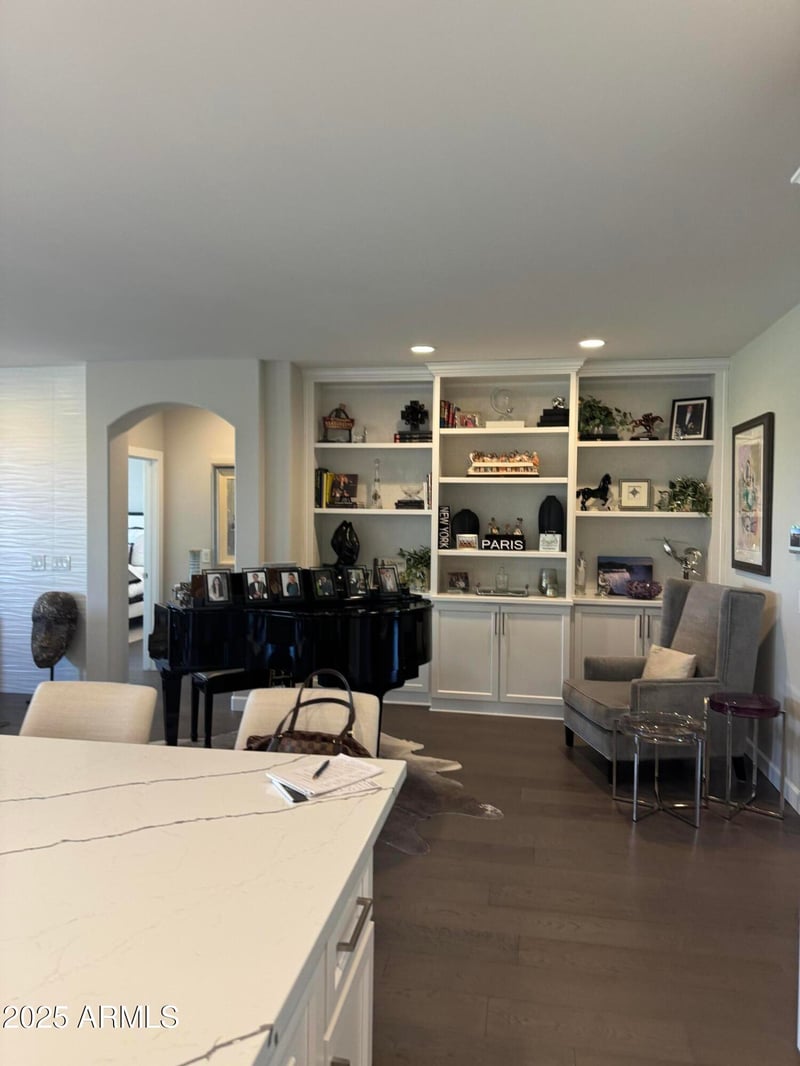 374 Bracciano Ave, San Tan Valley, AZ 85140