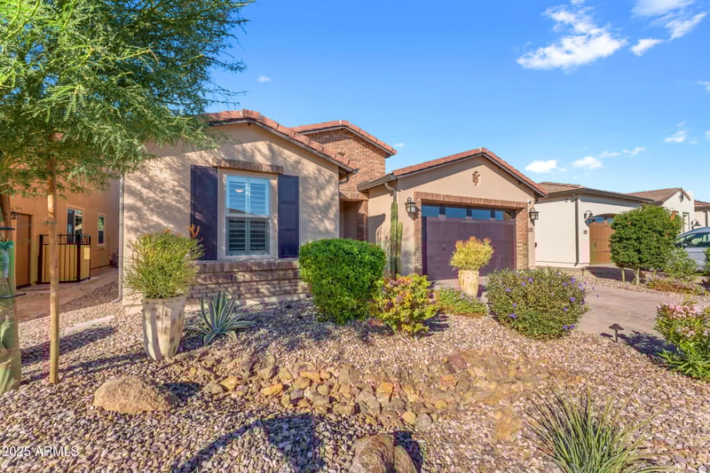 374 Bracciano Ave, San Tan Valley, AZ 85140