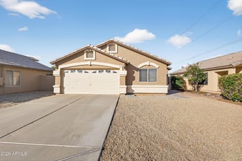 374 Ocean Dr, Gilbert, AZ 85233