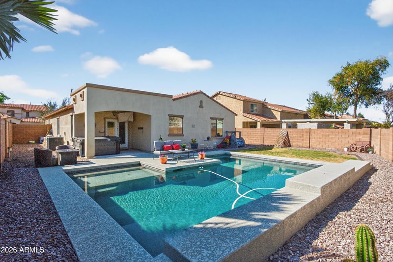 3740 Jaguar Ave, Gilbert, AZ 85298