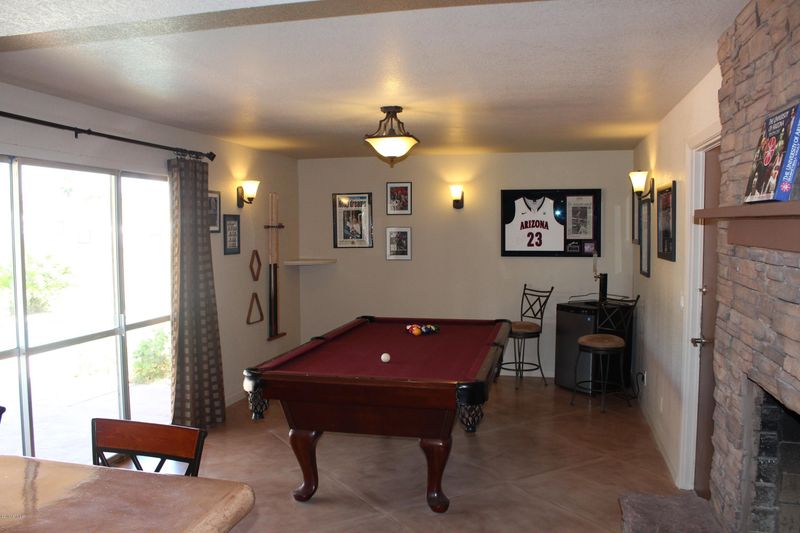 3740 E Sahuaro Dr, Phoenix, AZ 85028