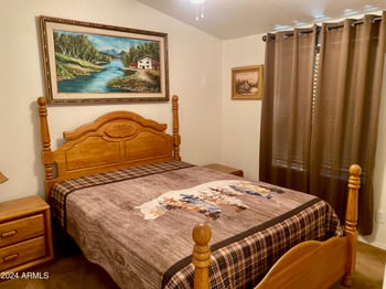 3740 Jenny Lin Rd, New River, AZ 85087