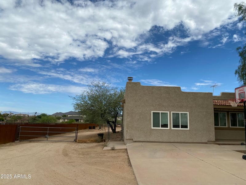 37406 15th Ave, Phoenix, AZ 85086