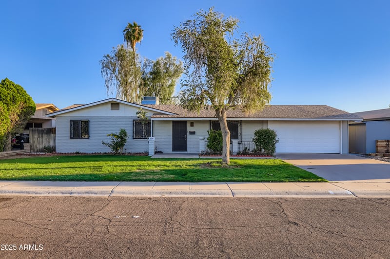 3741 Davidson Ln, Phoenix, AZ 85051