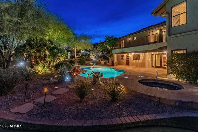 3741 E Tonto Ct, Phoenix, AZ 85044