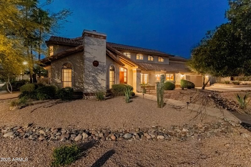 3741 E Tonto Ct, Phoenix, AZ 85044