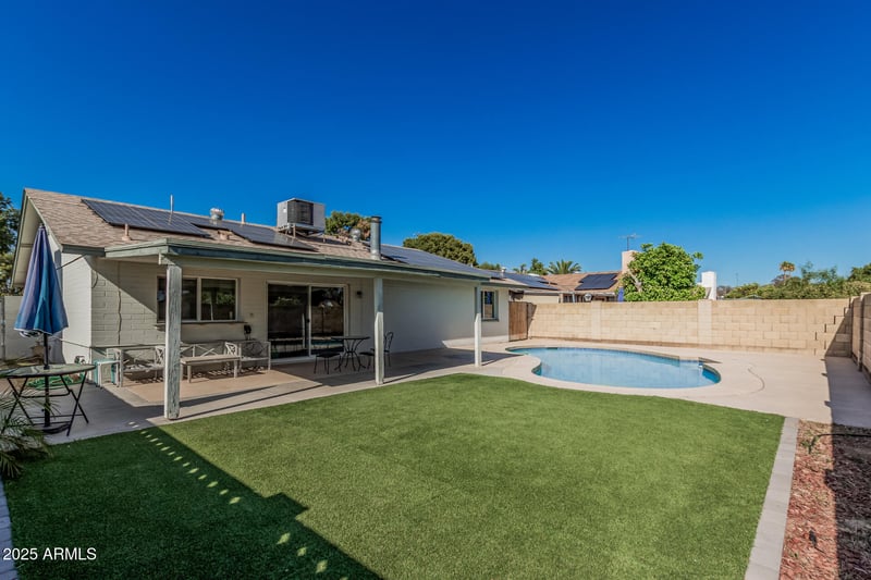 3741 Poinsettia Dr, Phoenix, AZ 85029