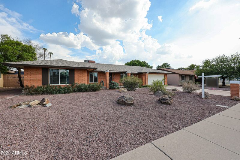 3741 W Yucca St, Phoenix, AZ 85029