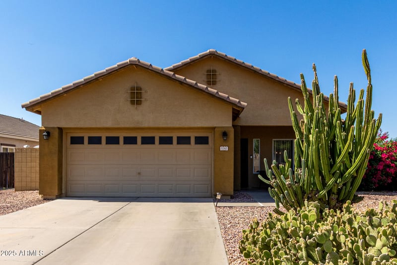 3742 Sandy Way, Gilbert, AZ 85297