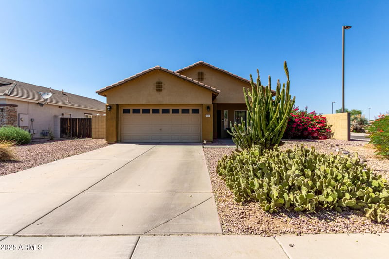 3742 Sandy Way, Gilbert, AZ 85297
