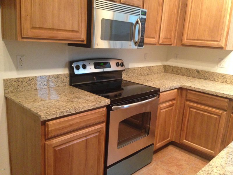 3743 W Apollo Rd, Phoenix, AZ 85041