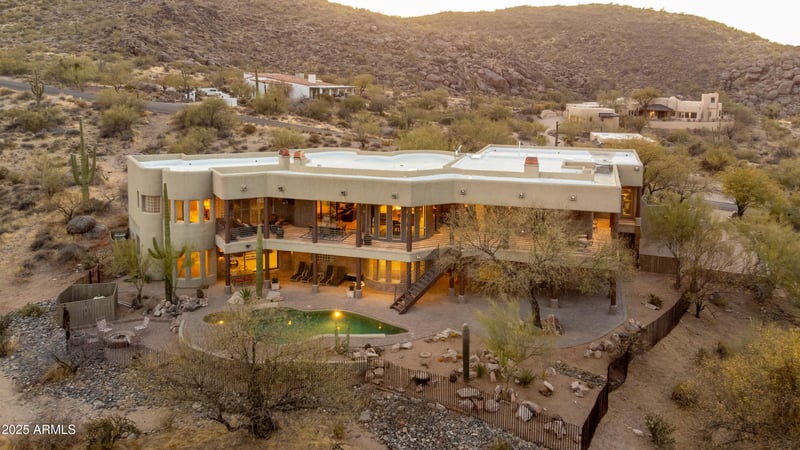 37433 Never Mind Trail --, Carefree, AZ 85377