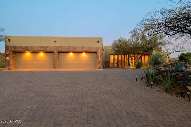 37433 Never Mind Trail --, Carefree, AZ 85377