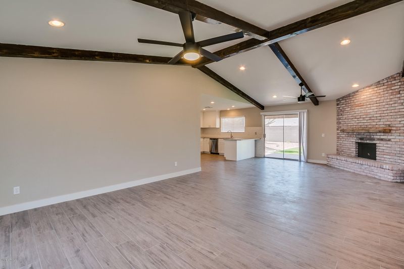 3745 E Dewberry Ave, Mesa, AZ 85206