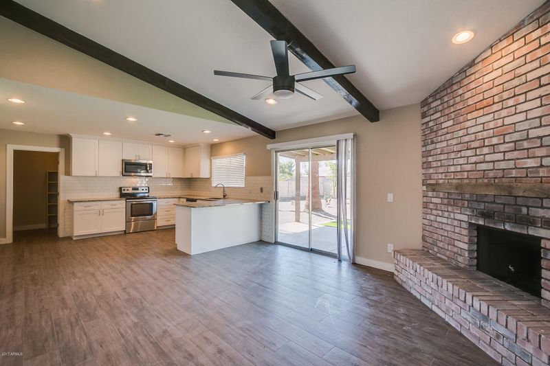 3745 E Dewberry Ave, Mesa, AZ 85206