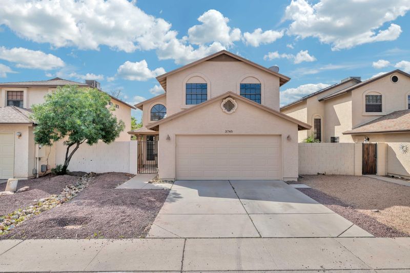 3745 W Waltann Ln, Phoenix, AZ 85053
