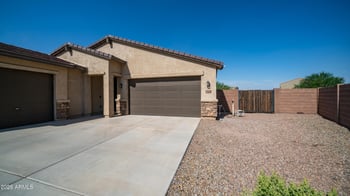 37455 Glen Echo Dr, San Tan Valley, AZ 85140