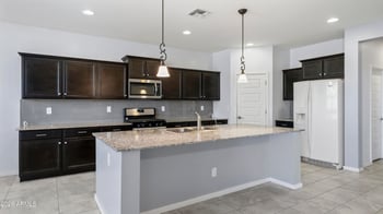 37455 Glen Echo Dr, San Tan Valley, AZ 85140