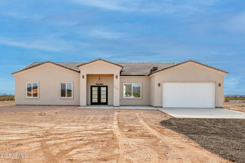 37459 Missouri Ave, Tonopah, AZ 85354