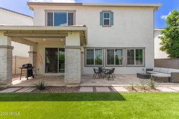 3746 Earll Dr, Phoenix, AZ 85018