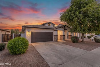 3746 Vallejo Dr, Gilbert, AZ 85298