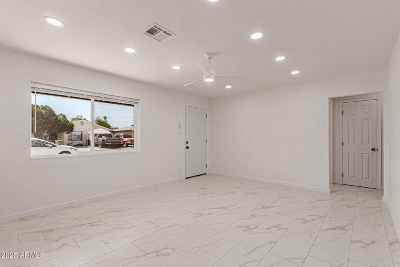 3746 Luke Ave, Phoenix, AZ 85019