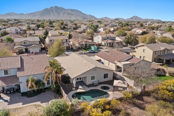 3746 Vallejo Dr, Gilbert, AZ 85298