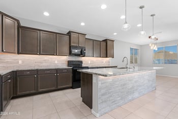 37460 Giallo Ln, Maricopa, AZ 85138