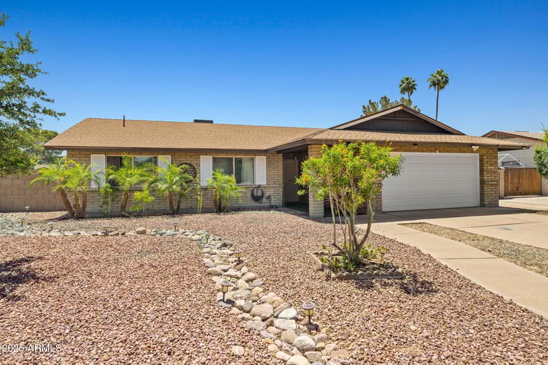 3747 Aire Libre Ave, Phoenix, AZ 85053