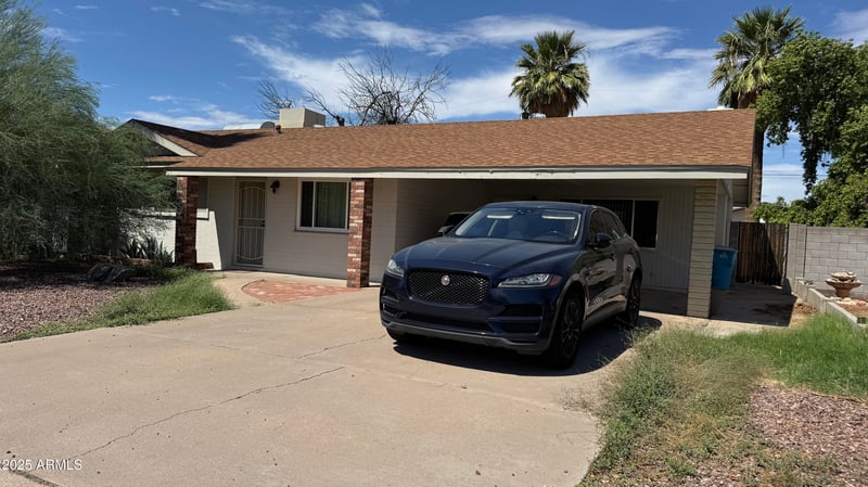 3748 Las Palmaritas Dr, Phoenix, AZ 85051