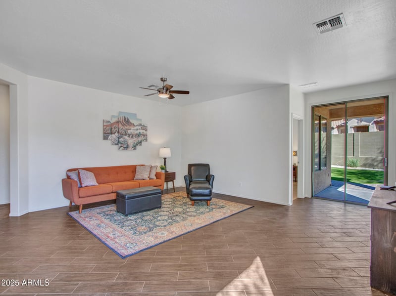 3748 Rushmore Dr, Anthem, AZ 85086