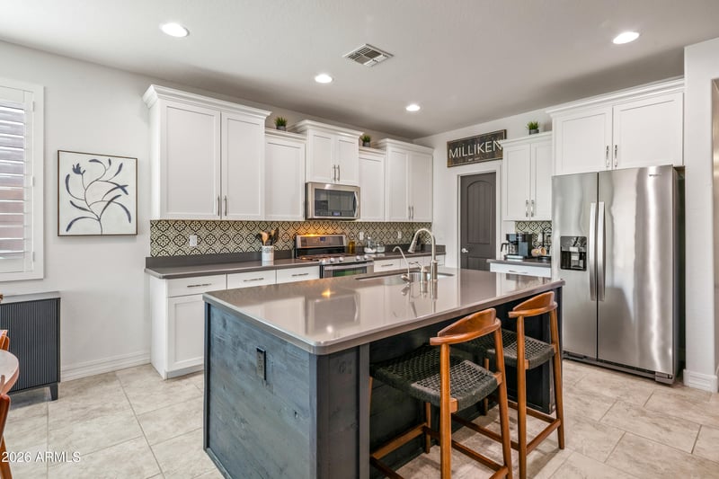 3748 Bingham Dr, New River, AZ 85087