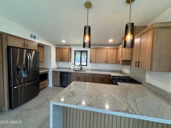 3749 Laurel Ln, Phoenix, AZ 85028