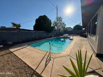 3749 Laurel Ln, Phoenix, AZ 85028