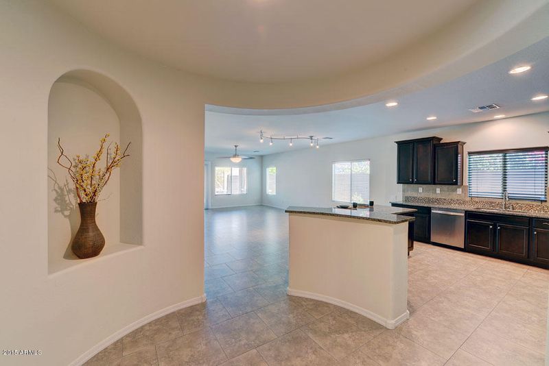 3750 E Matthew Dr, Phoenix, AZ 85050