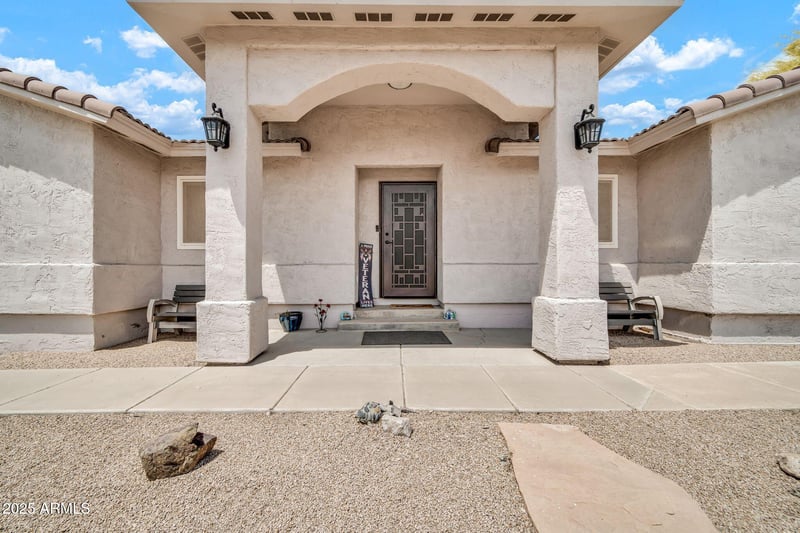 37508 12th St, Phoenix, AZ 85086