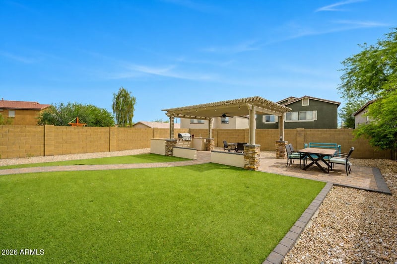 3751 Whitman Dr, Anthem, AZ 85086