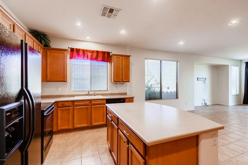 3752 W Denali Dr, Anthem, AZ 85086