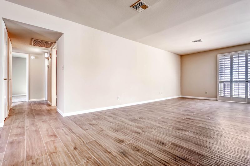 3753 E Bloomfield Rd, Phoenix, AZ 85032