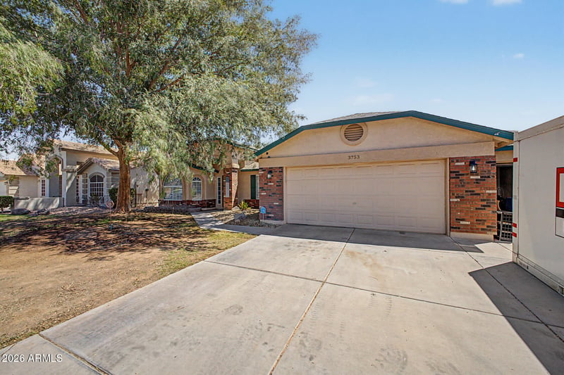 3753 E Whitehall Dr, San Tan Valley, AZ 85140